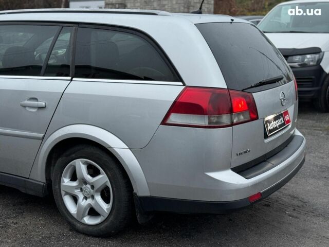 Серый Опель Вектра, объемом двигателя 1.9 л и пробегом 294 тыс. км за 5490 $, фото 8 на Automoto.ua