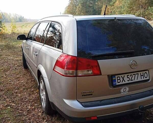 Серый Опель Вектра, объемом двигателя 1.8 л и пробегом 282 тыс. км за 5000 $, фото 4 на Automoto.ua