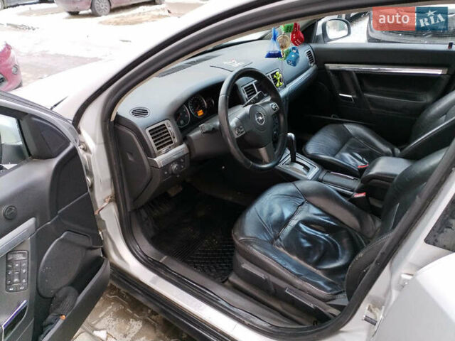 Сірий Опель Вектра, об'ємом двигуна 1.9 л та пробігом 285 тис. км за 5850 $, фото 15 на Automoto.ua