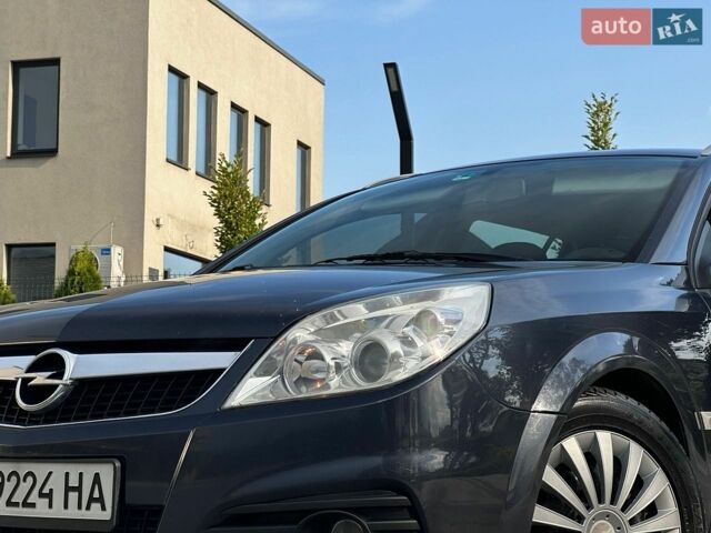 Сірий Опель Вектра, об'ємом двигуна 1.9 л та пробігом 307 тис. км за 3999 $, фото 3 на Automoto.ua