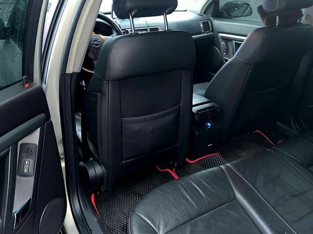 Серый Опель Вектра, объемом двигателя 1.9 л и пробегом 288 тыс. км за 5300 $, фото 11 на Automoto.ua