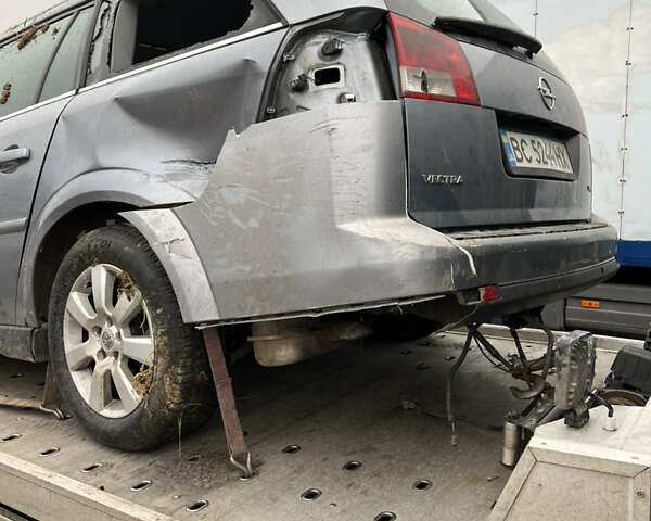 Сірий Опель Вектра, об'ємом двигуна 1.9 л та пробігом 300 тис. км за 2000 $, фото 6 на Automoto.ua