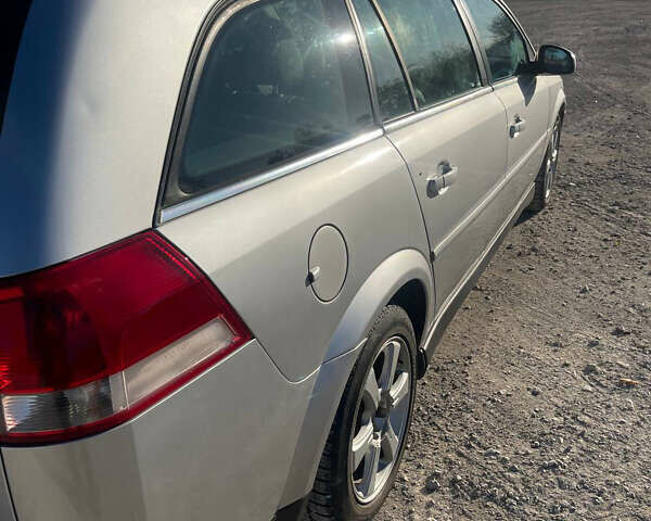 Сірий Опель Вектра, об'ємом двигуна 1.9 л та пробігом 285 тис. км за 5850 $, фото 9 на Automoto.ua