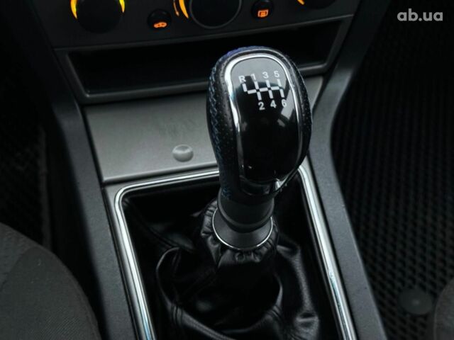 Серый Опель Вектра, объемом двигателя 1.9 л и пробегом 294 тыс. км за 5490 $, фото 29 на Automoto.ua