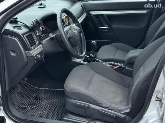 Серый Опель Вектра, объемом двигателя 1.9 л и пробегом 294 тыс. км за 5490 $, фото 13 на Automoto.ua