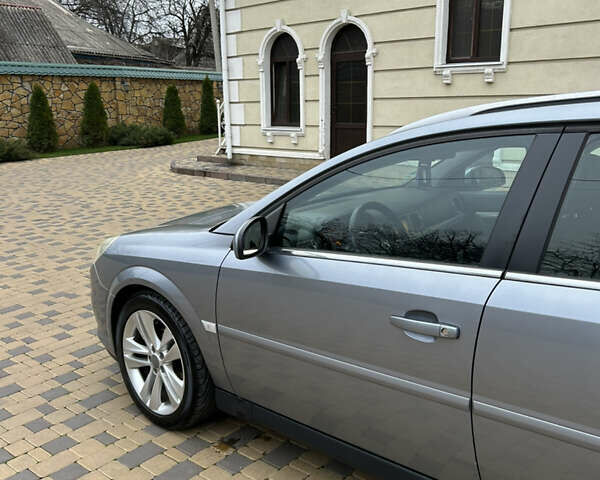 Сірий Опель Вектра, об'ємом двигуна 1.91 л та пробігом 264 тис. км за 3950 $, фото 4 на Automoto.ua