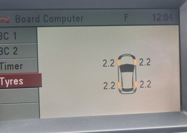 Серый Опель Вектра, объемом двигателя 3 л и пробегом 326 тыс. км за 4500 $, фото 22 на Automoto.ua