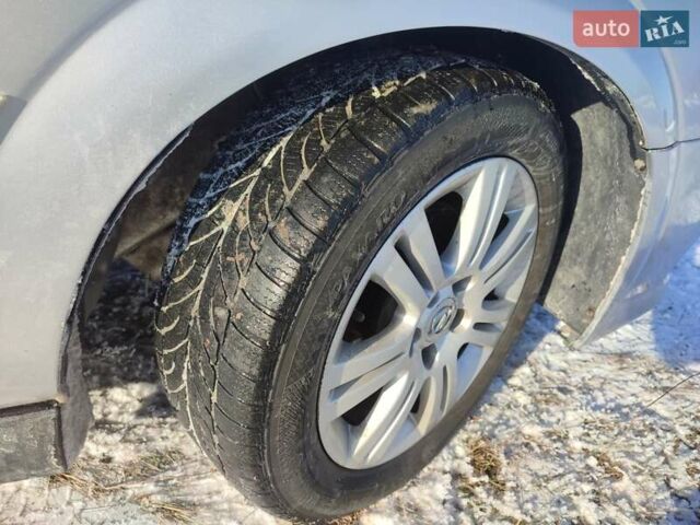 Сірий Опель Вектра, об'ємом двигуна 1.9 л та пробігом 359 тис. км за 5000 $, фото 11 на Automoto.ua