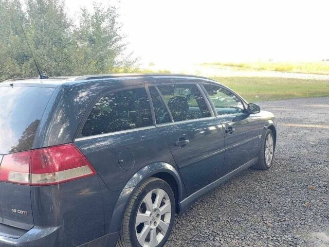 Серый Опель Вектра, объемом двигателя 1.9 л и пробегом 333 тыс. км за 5000 $, фото 9 на Automoto.ua