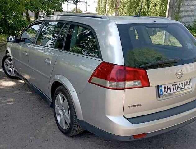 Серый Опель Вектра, объемом двигателя 1.9 л и пробегом 370 тыс. км за 6150 $, фото 5 на Automoto.ua