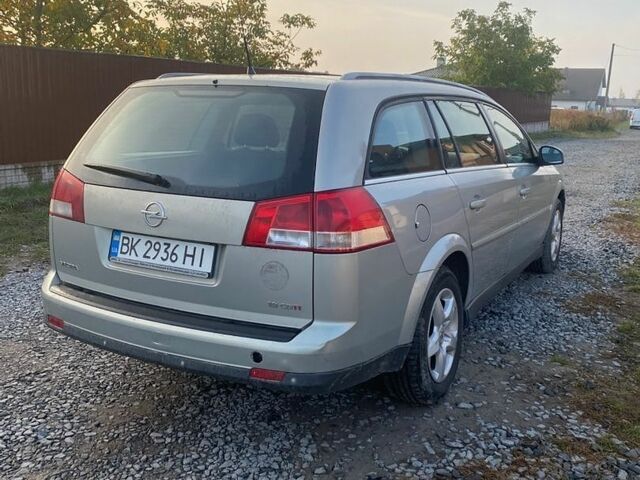 Сірий Опель Вектра, об'ємом двигуна 1.9 л та пробігом 276 тис. км за 3200 $, фото 2 на Automoto.ua