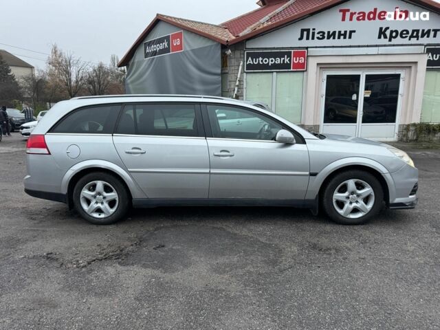 Серый Опель Вектра, объемом двигателя 1.9 л и пробегом 294 тыс. км за 5490 $, фото 4 на Automoto.ua