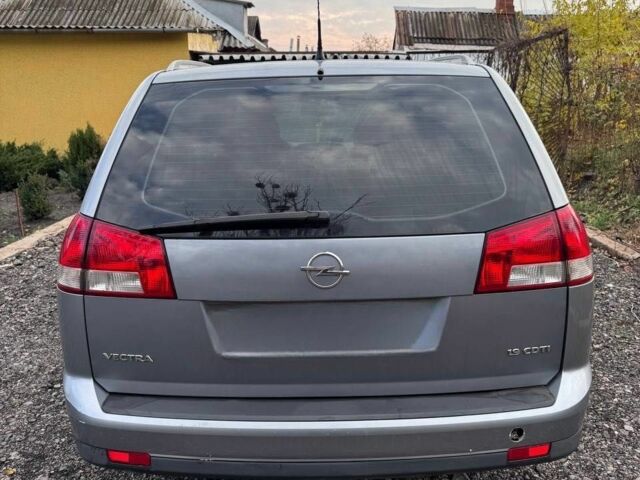 Серый Опель Вектра, объемом двигателя 1.9 л и пробегом 213 тыс. км за 2750 $, фото 3 на Automoto.ua