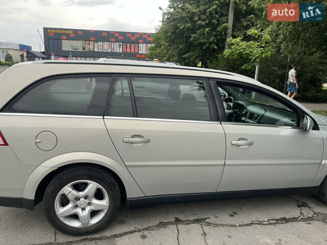 Сірий Опель Вектра, об'ємом двигуна 1.9 л та пробігом 266 тис. км за 6799 $, фото 15 на Automoto.ua