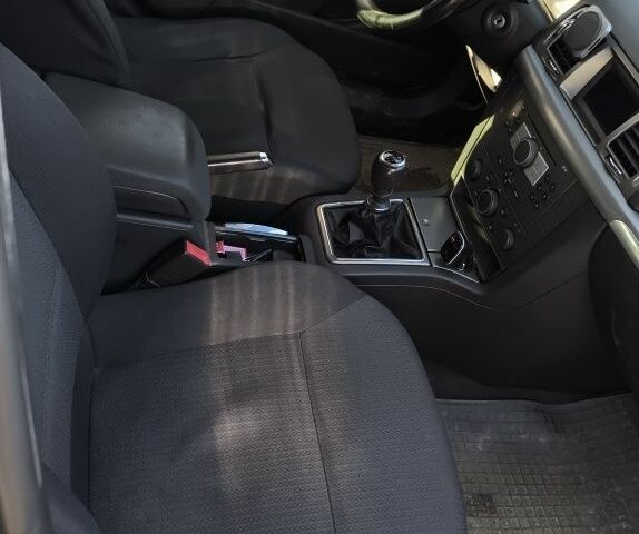 Серый Опель Вектра, объемом двигателя 0 л и пробегом 216 тыс. км за 2750 $, фото 2 на Automoto.ua