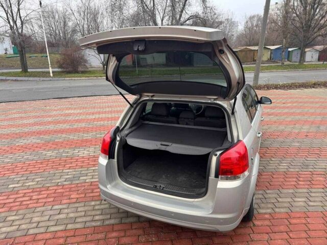 Сірий Опель Вектра, об'ємом двигуна 2.2 л та пробігом 259 тис. км за 4999 $, фото 12 на Automoto.ua