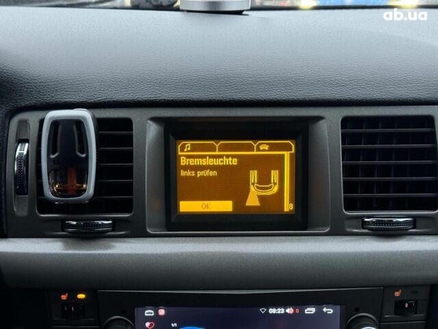 Серый Опель Вектра, объемом двигателя 1.9 л и пробегом 294 тыс. км за 5490 $, фото 26 на Automoto.ua