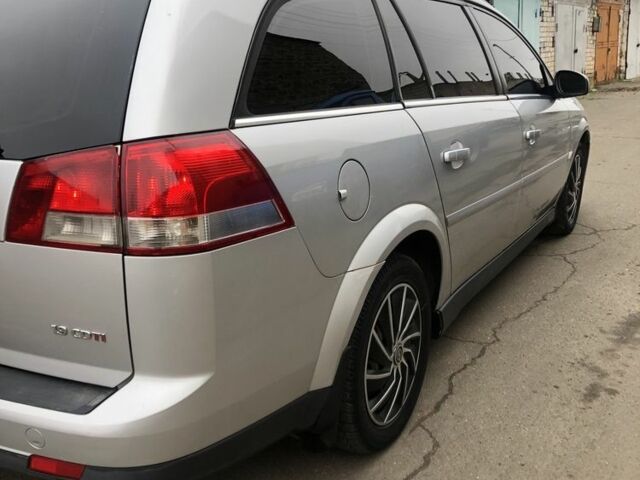 Серый Опель Вектра, объемом двигателя 1.9 л и пробегом 298 тыс. км за 2850 $, фото 5 на Automoto.ua