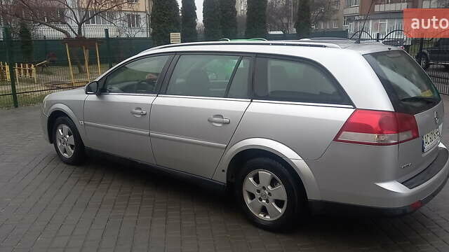 Сірий Опель Вектра, об'ємом двигуна 1.9 л та пробігом 364 тис. км за 4600 $, фото 5 на Automoto.ua
