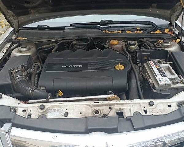 Серый Опель Вектра, объемом двигателя 1.9 л и пробегом 319 тыс. км за 4500 $, фото 3 на Automoto.ua