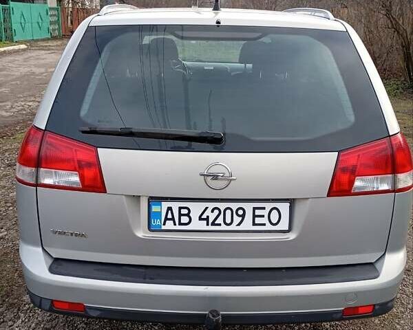 Сірий Опель Вектра, об'ємом двигуна 1.8 л та пробігом 257 тис. км за 5100 $, фото 2 на Automoto.ua