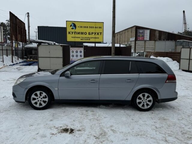 Серый Опель Вектра, объемом двигателя 1.9 л и пробегом 380 тыс. км за 2450 $, фото 1 на Automoto.ua