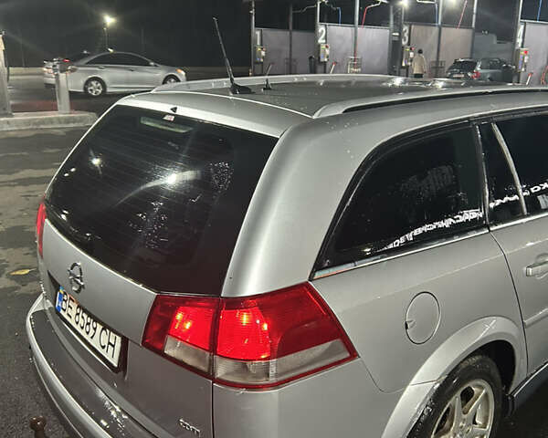 Сірий Опель Вектра, об'ємом двигуна 1.9 л та пробігом 260 тис. км за 4800 $, фото 1 на Automoto.ua