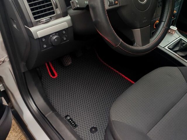 Серый Опель Вектра, объемом двигателя 1.9 л и пробегом 297 тыс. км за 5200 $, фото 6 на Automoto.ua