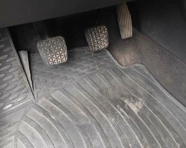 Опель Вектра 2007 в Попольне на Automoto.ua Серый Опель Вектра, объемом двигателя 1.9 л и пробегом 228 тыс. км за 5500 $, фото 10 на Automoto.ua