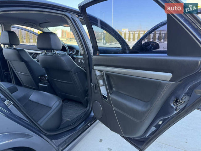 Сірий Опель Вектра, об'ємом двигуна 1.9 л та пробігом 336 тис. км за 4500 $, фото 24 на Automoto.ua