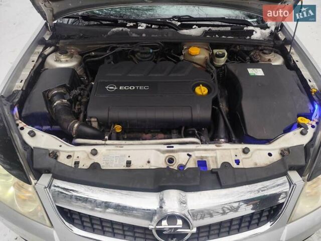 Сірий Опель Вектра, об'ємом двигуна 1.9 л та пробігом 327 тис. км за 4950 $, фото 9 на Automoto.ua