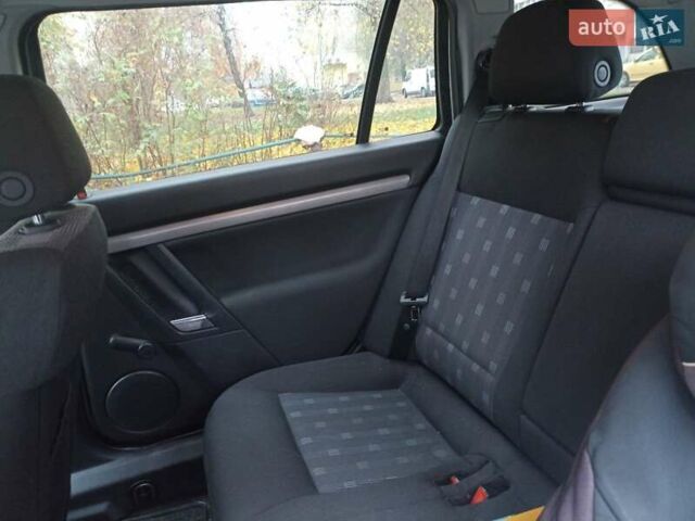 Серый Опель Вектра, объемом двигателя 1.9 л и пробегом 319 тыс. км за 4500 $, фото 13 на Automoto.ua