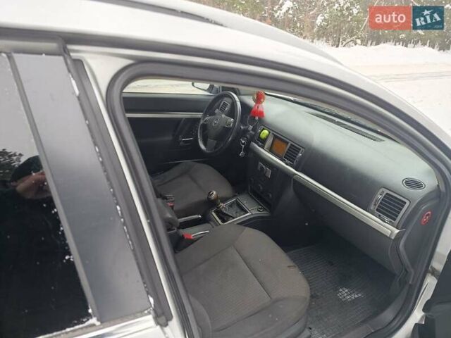 Сірий Опель Вектра, об'ємом двигуна 1.91 л та пробігом 300 тис. км за 3700 $, фото 8 на Automoto.ua