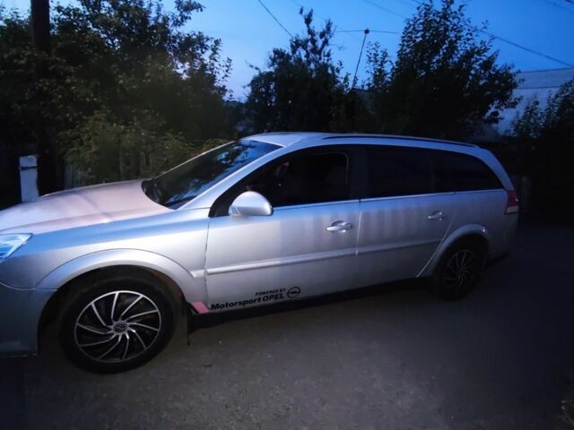 Сірий Опель Вектра, об'ємом двигуна 1.9 л та пробігом 297 тис. км за 2700 $, фото 3 на Automoto.ua