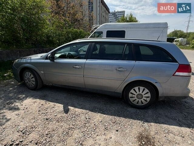 Серый Опель Вектра, объемом двигателя 1.91 л и пробегом 370 тыс. км за 3200 $, фото 6 на Automoto.ua