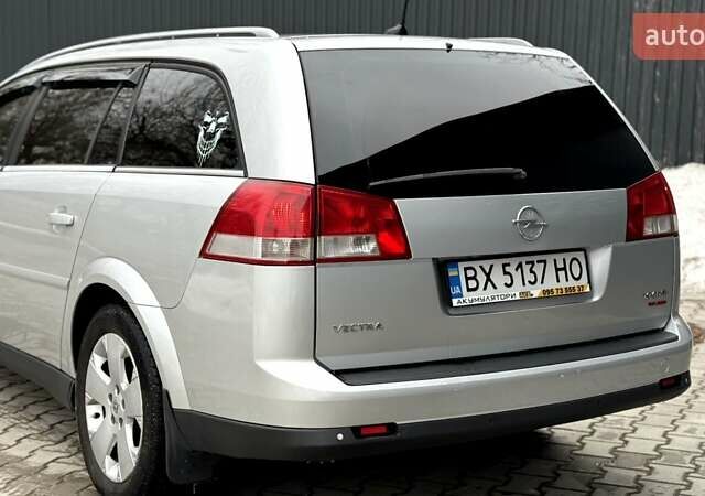 Серый Опель Вектра, объемом двигателя 1.9 л и пробегом 320 тыс. км за 5000 $, фото 9 на Automoto.ua