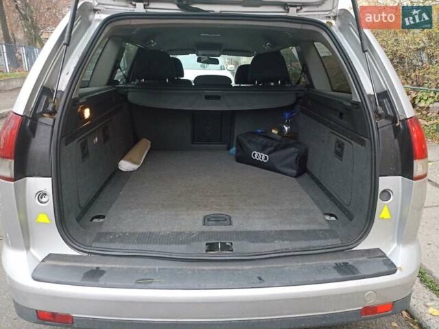 Серый Опель Вектра, объемом двигателя 1.9 л и пробегом 319 тыс. км за 4500 $, фото 22 на Automoto.ua