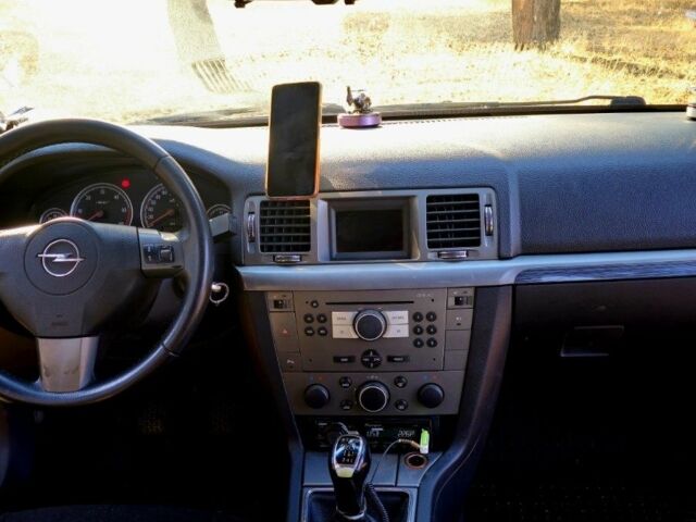 Серый Опель Вектра, объемом двигателя 1.9 л и пробегом 400 тыс. км за 5700 $, фото 7 на Automoto.ua