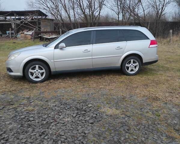 Серый Опель Вектра, объемом двигателя 1.9 л и пробегом 280 тыс. км за 7299 $, фото 11 на Automoto.ua