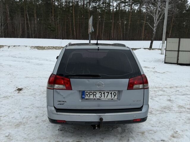 Серый Опель Вектра, объемом двигателя 1.9 л и пробегом 380 тыс. км за 2450 $, фото 3 на Automoto.ua
