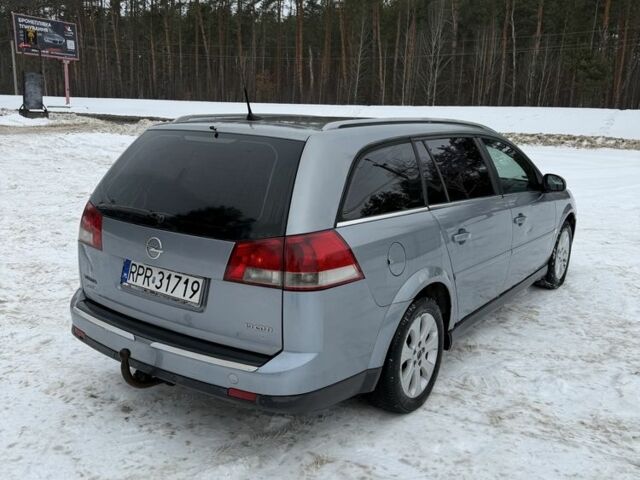 Серый Опель Вектра, объемом двигателя 1.9 л и пробегом 380 тыс. км за 2450 $, фото 4 на Automoto.ua