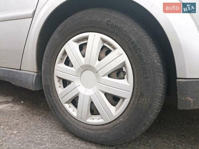 Серый Опель Вектра, объемом двигателя 1.9 л и пробегом 319 тыс. км за 4500 $, фото 18 на Automoto.ua