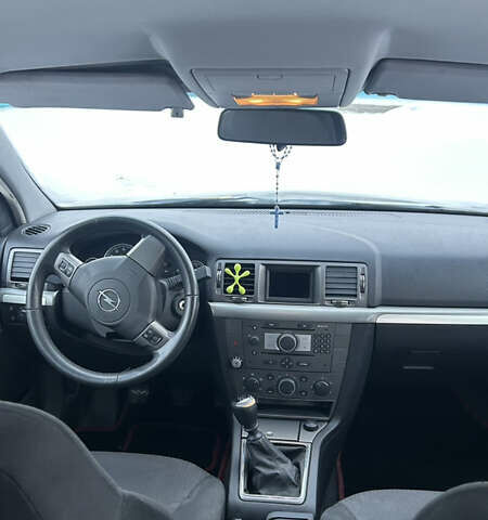 Серый Опель Вектра, объемом двигателя 1.8 л и пробегом 226 тыс. км за 2799 $, фото 16 на Automoto.ua