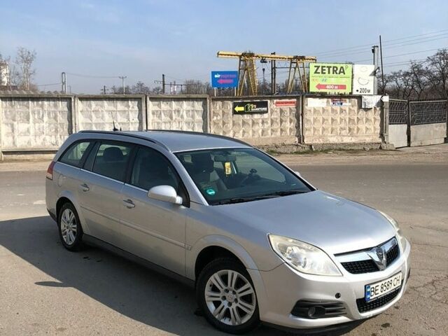 Серый Опель Вектра, объемом двигателя 1.9 л и пробегом 275 тыс. км за 4400 $, фото 1 на Automoto.ua