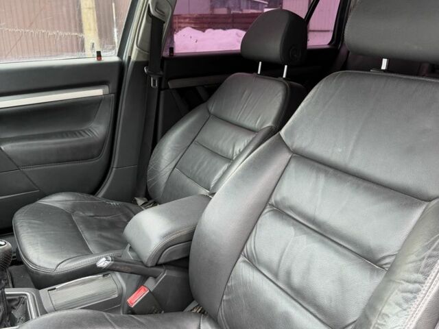 Серый Опель Вектра, объемом двигателя 1.9 л и пробегом 380 тыс. км за 2450 $, фото 7 на Automoto.ua