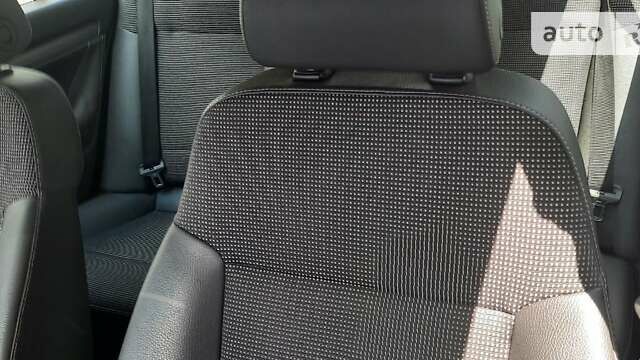 Сірий Опель Вектра, об'ємом двигуна 0 л та пробігом 150 тис. км за 6500 $, фото 9 на Automoto.ua