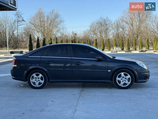 Сірий Опель Вектра, об'ємом двигуна 1.9 л та пробігом 336 тис. км за 4500 $, фото 3 на Automoto.ua