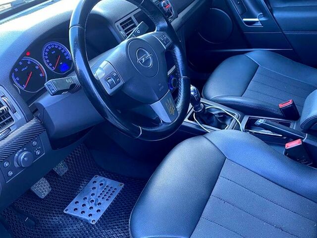 Сірий Опель Вектра, об'ємом двигуна 1.9 л та пробігом 270 тис. км за 6000 $, фото 12 на Automoto.ua