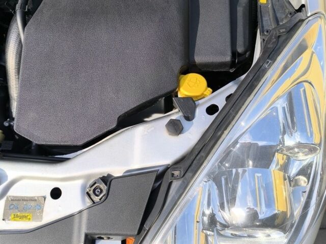 Серый Опель Вектра, объемом двигателя 1.9 л и пробегом 236 тыс. км за 6800 $, фото 14 на Automoto.ua