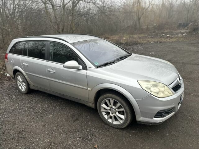 Сірий Опель Вектра, об'ємом двигуна 1.8 л та пробігом 250 тис. км за 4700 $, фото 1 на Automoto.ua